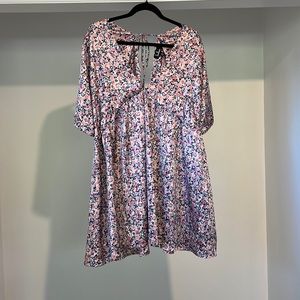 Lulus satin floral dress